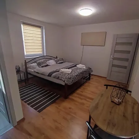 S Kuchynkou Stropkov